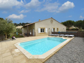 Comfortable villa with jacuzzi